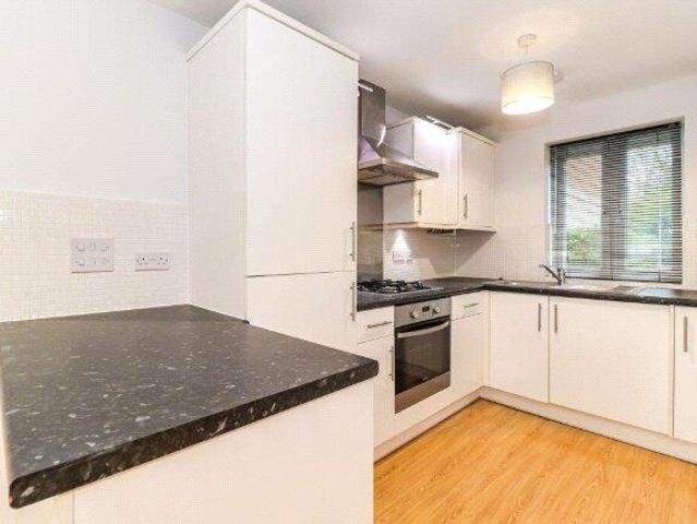 Apartment for sale in Kingswood, North Watford