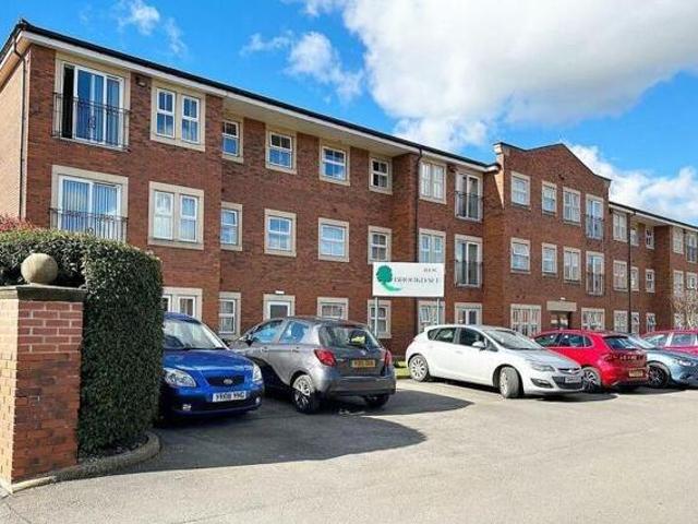 House for sale in Dodworth, South Yorkshire