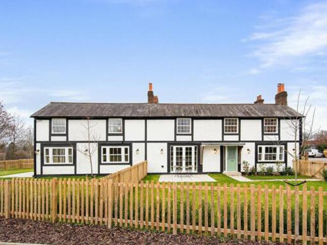 House for sale in Rose Hill, Pachesham Park