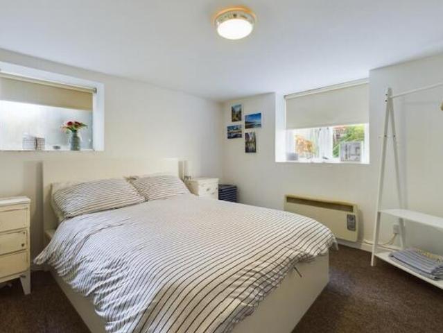 Apartment for sale in Folkestone