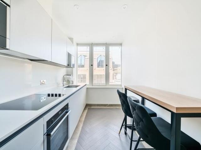 Apartment for sale in Reading
