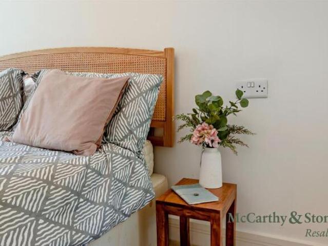 Apartment for sale in The Butts, Kent