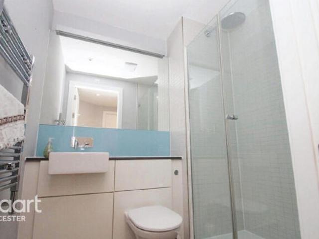 Apartment for sale in Black Friars, Old Wharf