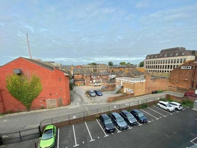 House for sale in Eastleigh, Hampshire