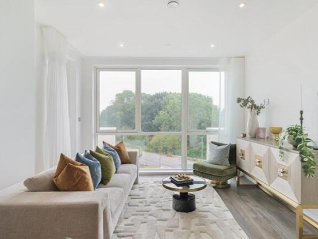 Apartment for sale in Eddington, Cambridge