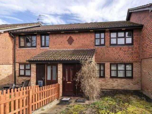 House for sale in The Butts, Kent