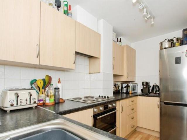 Apartment for sale in Cambridge, Cambridgeshire and Peterborough