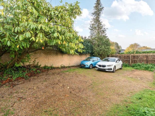 Apartment for sale in Broadwater Down, Sandown Park