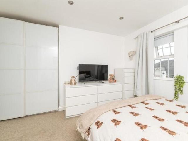 Apartment for sale in Menston, Bradford