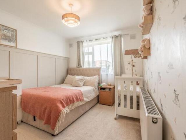 Apartment for sale in Kent, England