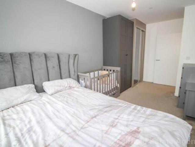 Apartment for sale in North Watford, Hertfordshire