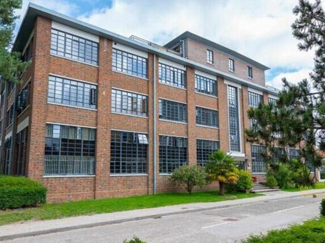 House for sale in Farnborough, Hampshire