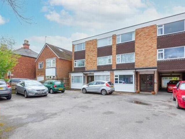 House for sale in Farnborough, Hampshire