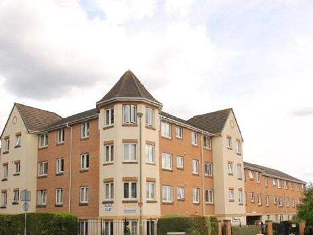 House for sale in Farnborough, Hampshire