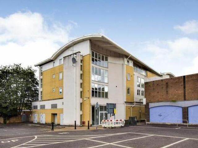 House for sale in Farnborough, Rushmoor