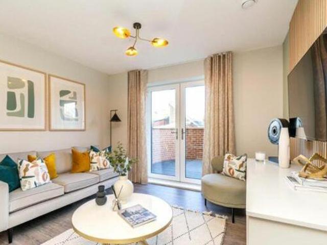 House for sale in Fole, Surrey