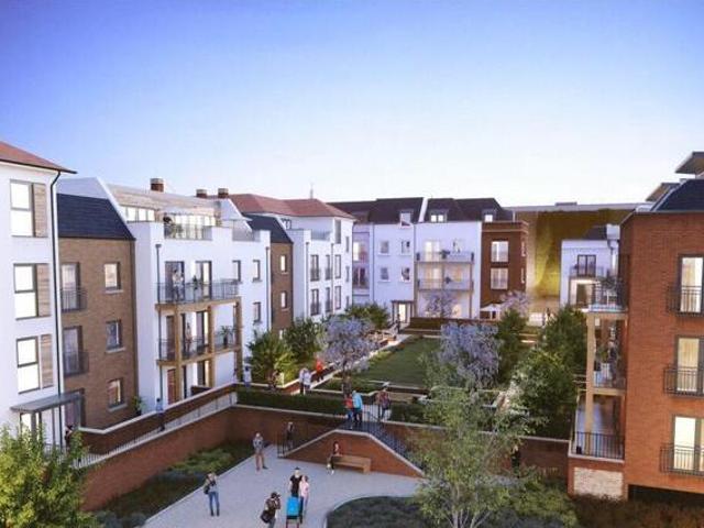 House for sale in Fole, Surrey