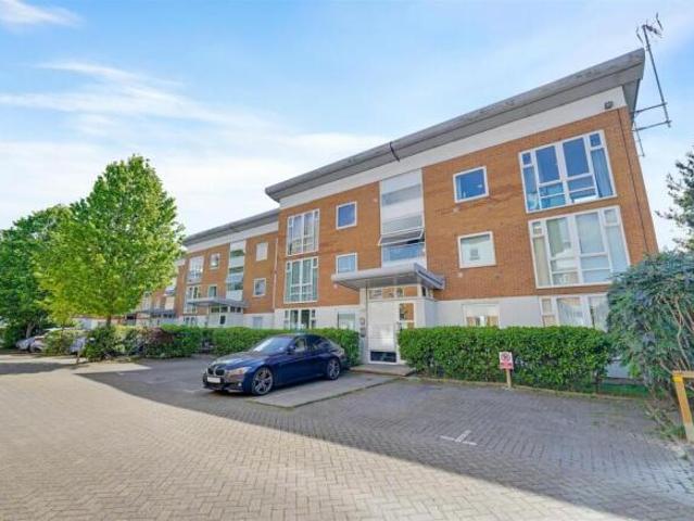Apartment for sale in North Woolwich, Greater London