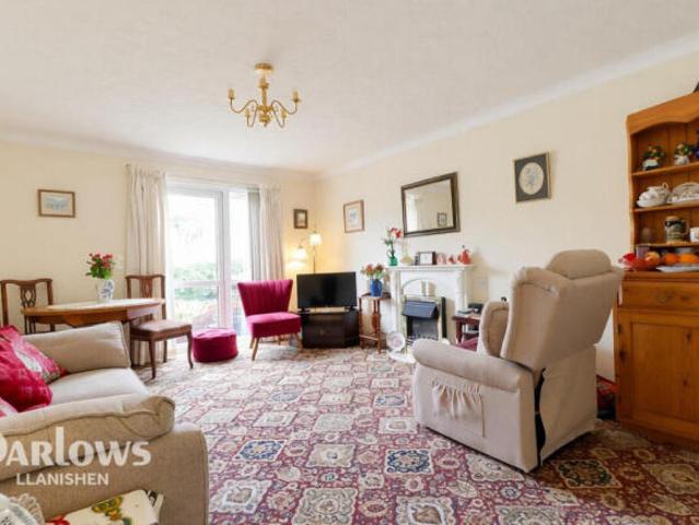 Apartment for sale in Falcon Lodge, Wales