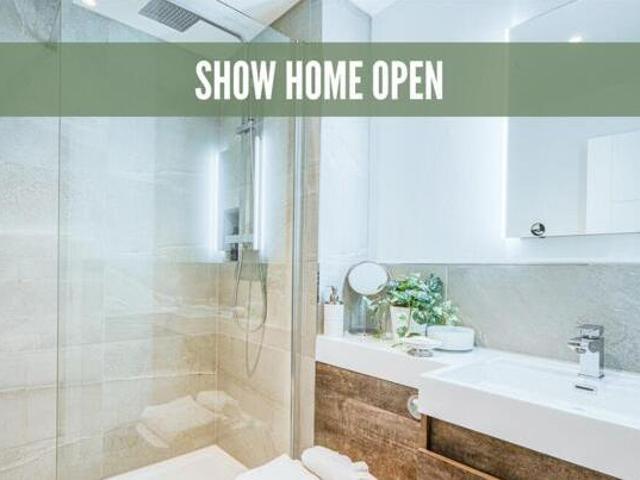 House for sale in Feckenham, City Of Bristol