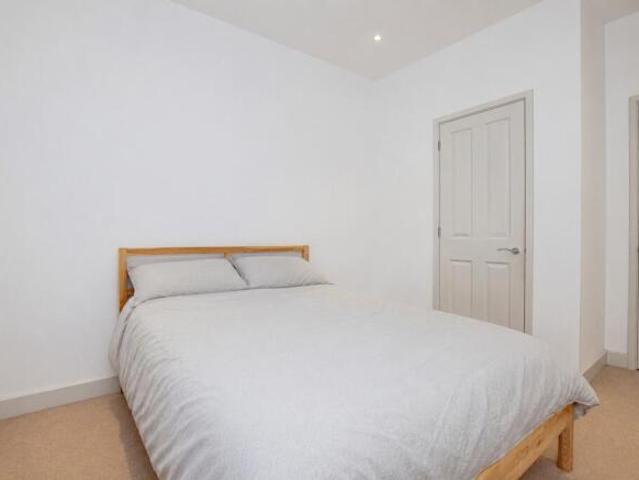 Apartment for sale in Swindon, England
