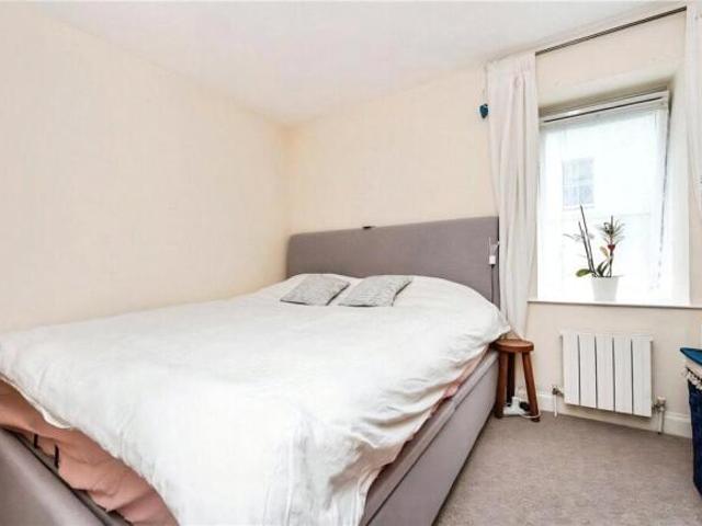 Apartment for sale in Beaufort, Wales