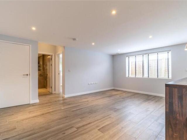 Apartment for sale in Arbury, Cambridgeshire