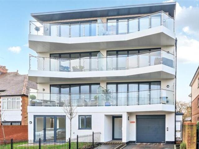 Apartment for sale in Leytonstone, Greater London