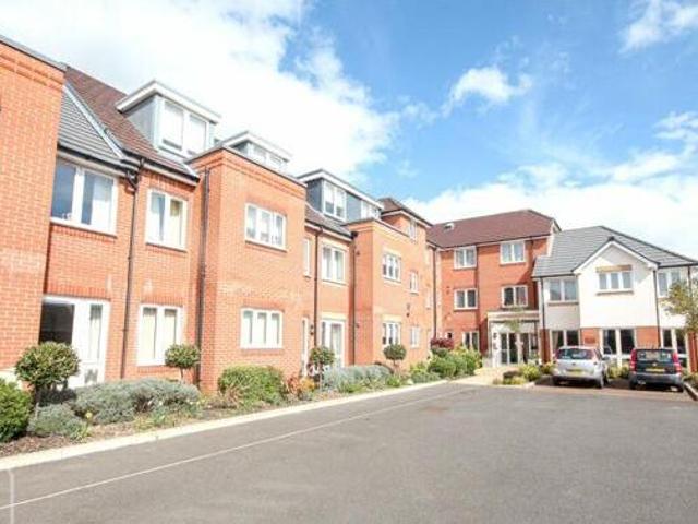 House for sale in Frinton and Walton, Dale Hill