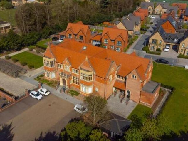 Apartment for sale in Hampton Green, Cambridgeshire