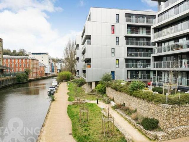 House for sale in Lakenham, East Bank
