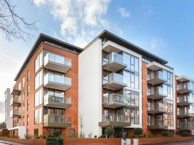 House for sale in Gerrards Cross, Denham