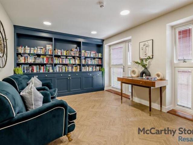 Apartment for sale in Wiltshire
