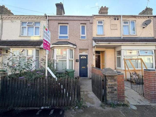 Apartment for sale in Hampton Green, Cambridgeshire