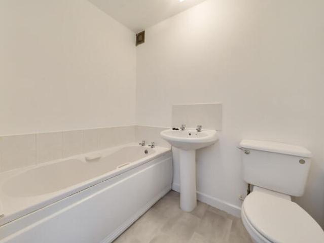 Apartment for sale in St Albans, Five Acres