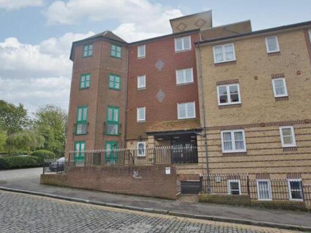 House for sale in Folkestone