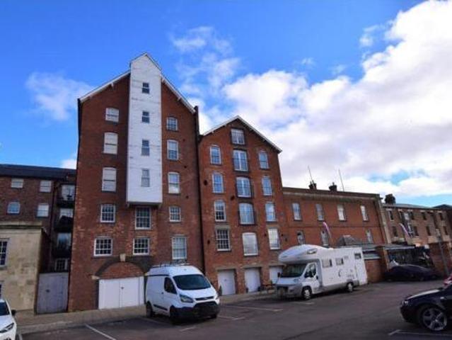 House for sale in Gloucester, Gloucestershire