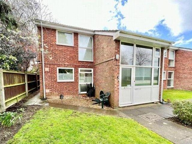 House for sale in Gloucester, Gloucestershire
