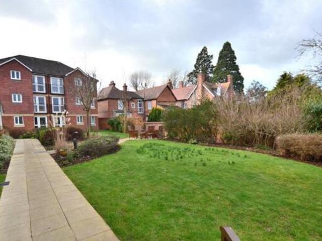 House for sale in Wotton, Gloucester