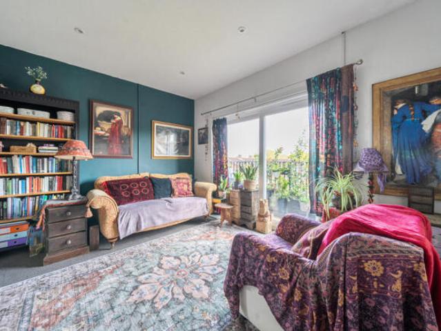 Apartment for sale in Gloucester, Gloucestershire