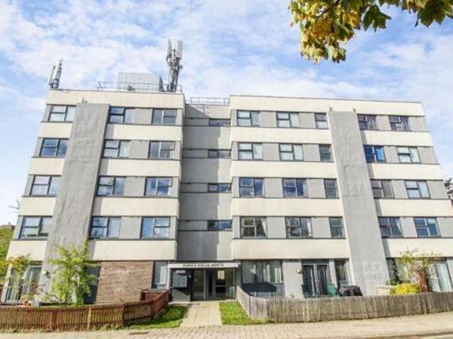 House for sale in Bedford