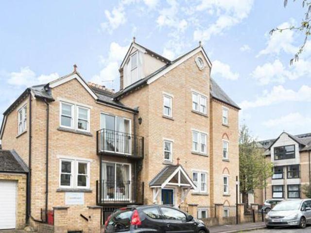 House for sale in The Slade, Oxfordshire