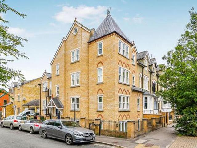 House for sale in The Slade, Oxfordshire