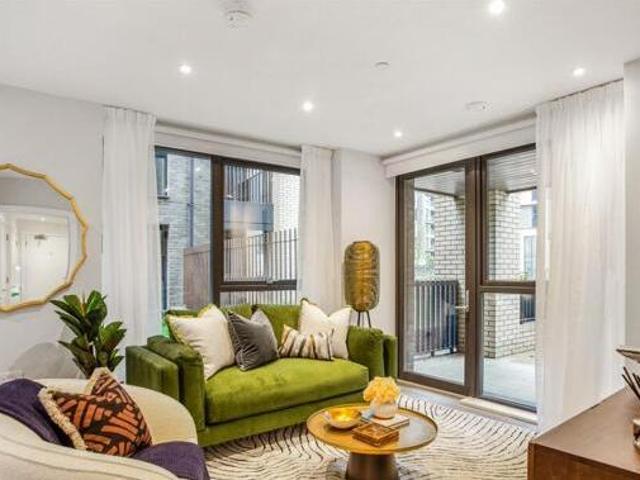 House for sale in Lyons, Greater London