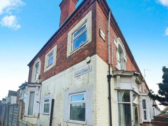 House for sale in Grimsby, North East Lincolnshire