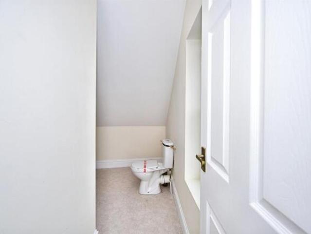 Apartment for sale in Midway, Kent