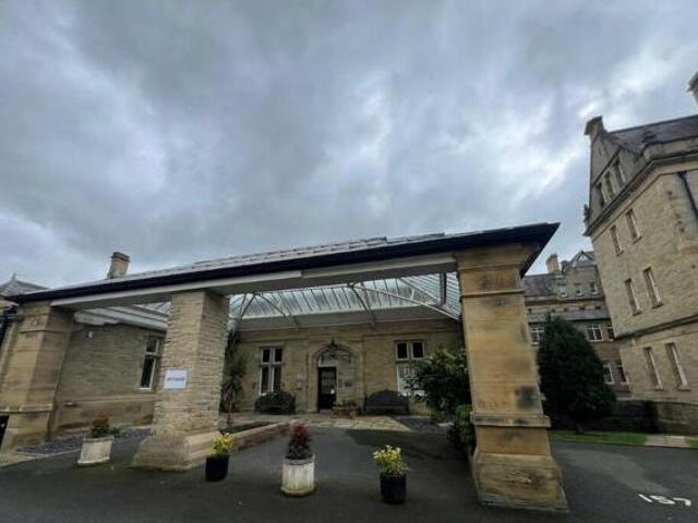 House for sale in Halifax, West Yorkshire