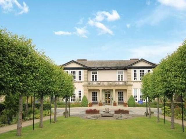 House for sale in Harrogate, North Yorkshire