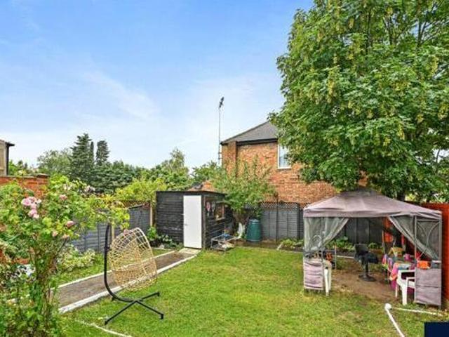 House for sale in Greater London