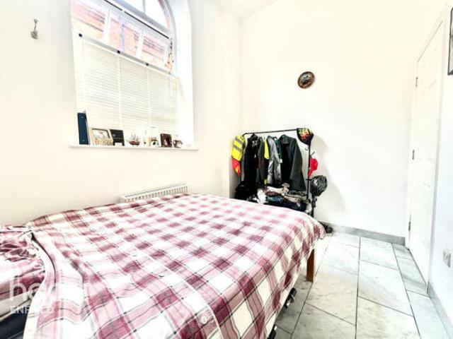 Apartment for sale in Epping